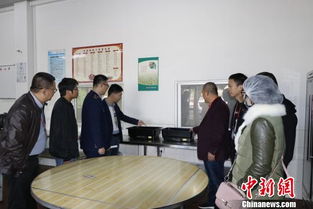 守护学校餐桌安全 福建晋江 食品安全寻访团 随机入校寻访